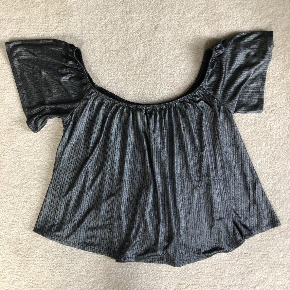 Urban Outfitters Ecote Off-The-Shoulder Top Small